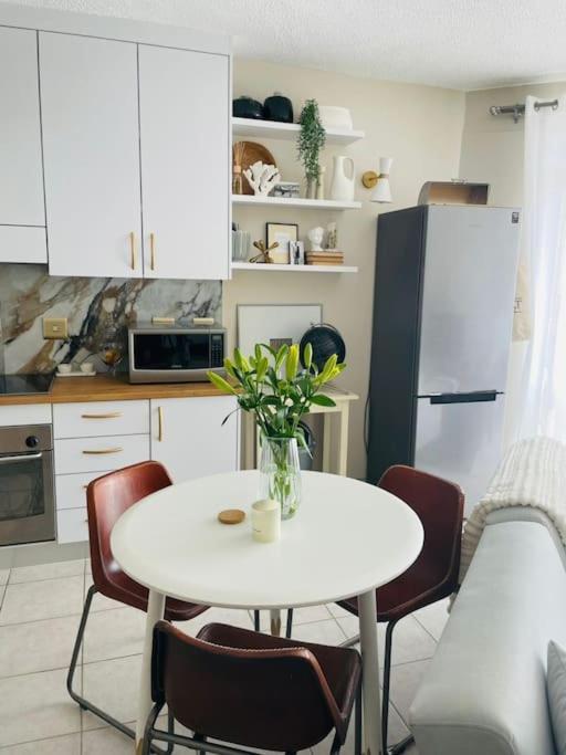 A Zen And Chic Beachfront Apartment Swakopmund Buitenkant foto